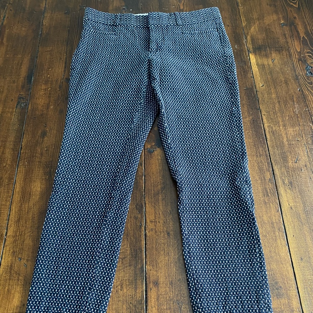 Banana Republic Navy white small lines pattern Sloan Slim ankle pants